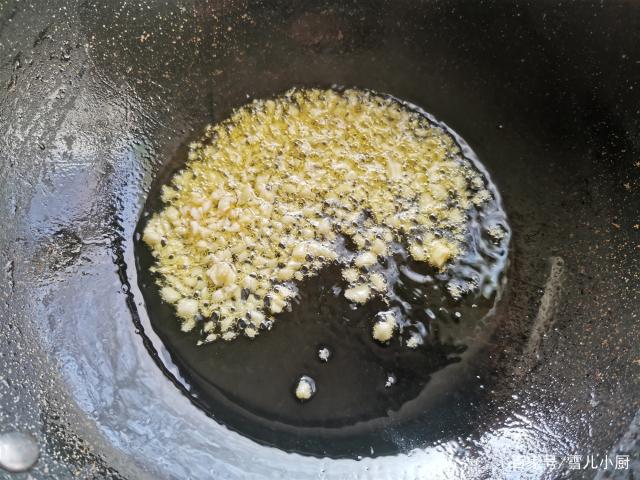 這個海鮮被稱作“小人仙”,肉質肥美,用這個方法做,一盤不夠吃 這個海鮮被稱作“小人仙”,肉質肥美,用這個方法做,一盤不夠吃